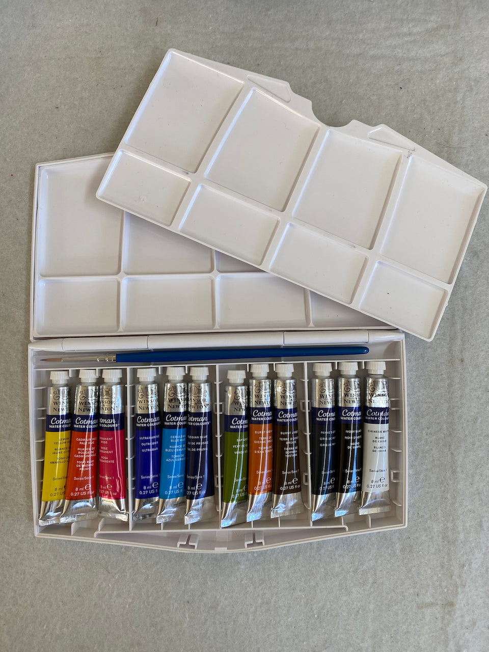 Watercolor Paint Set, Mixing Trays and Colors